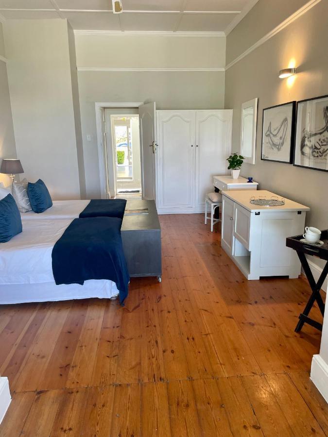11 Westcliff Rentals Херманус Экстерьер фото